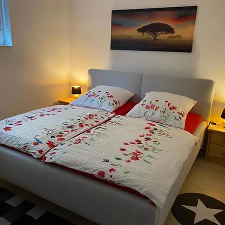 Eifelbluemchen Apartmán *